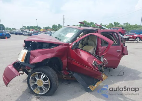 2004 Cadillac Escalade Standard z USA, uszkodzony, nr VIN 1GYEK63N24R293616